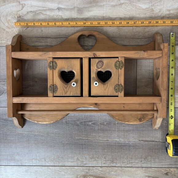 Vtg Wood Heart Door Wall Knick Knack Curio Trinket Shelf Knobs Cottage Farmhouse - Picture 12 of 12